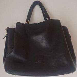 Large Build To Last Classic Dooney & Bourke Black Leather Tote
